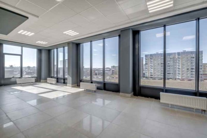 Comment trouver un local professionnel commercial adapté à votre activité ? Housing First Guide