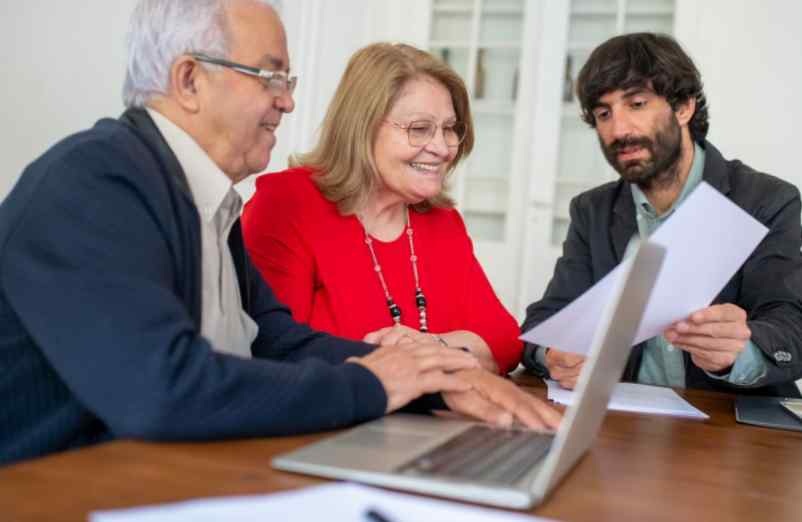 Quelles démarches faut-il effectuer auprès de la banque ? Housing First Guide